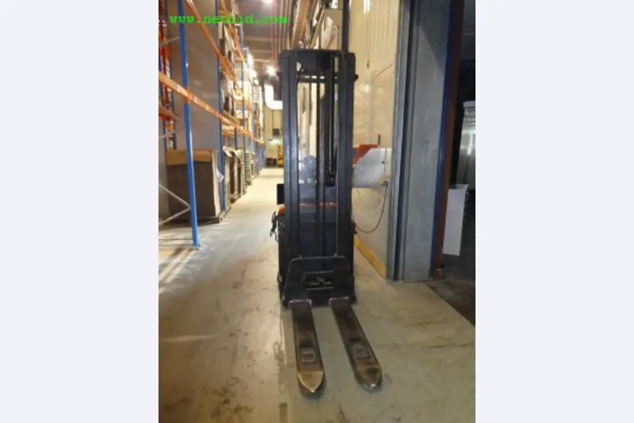 Machines for producing soap, as well as the entire factory and office equipment <br>-2