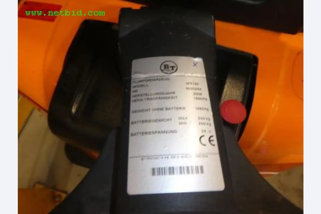 Machines for producing soap, as well as the entire factory and office equipment <br>-5