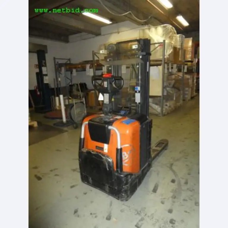 Machines for producing soap, as well as the entire factory and office equipment <br>-1