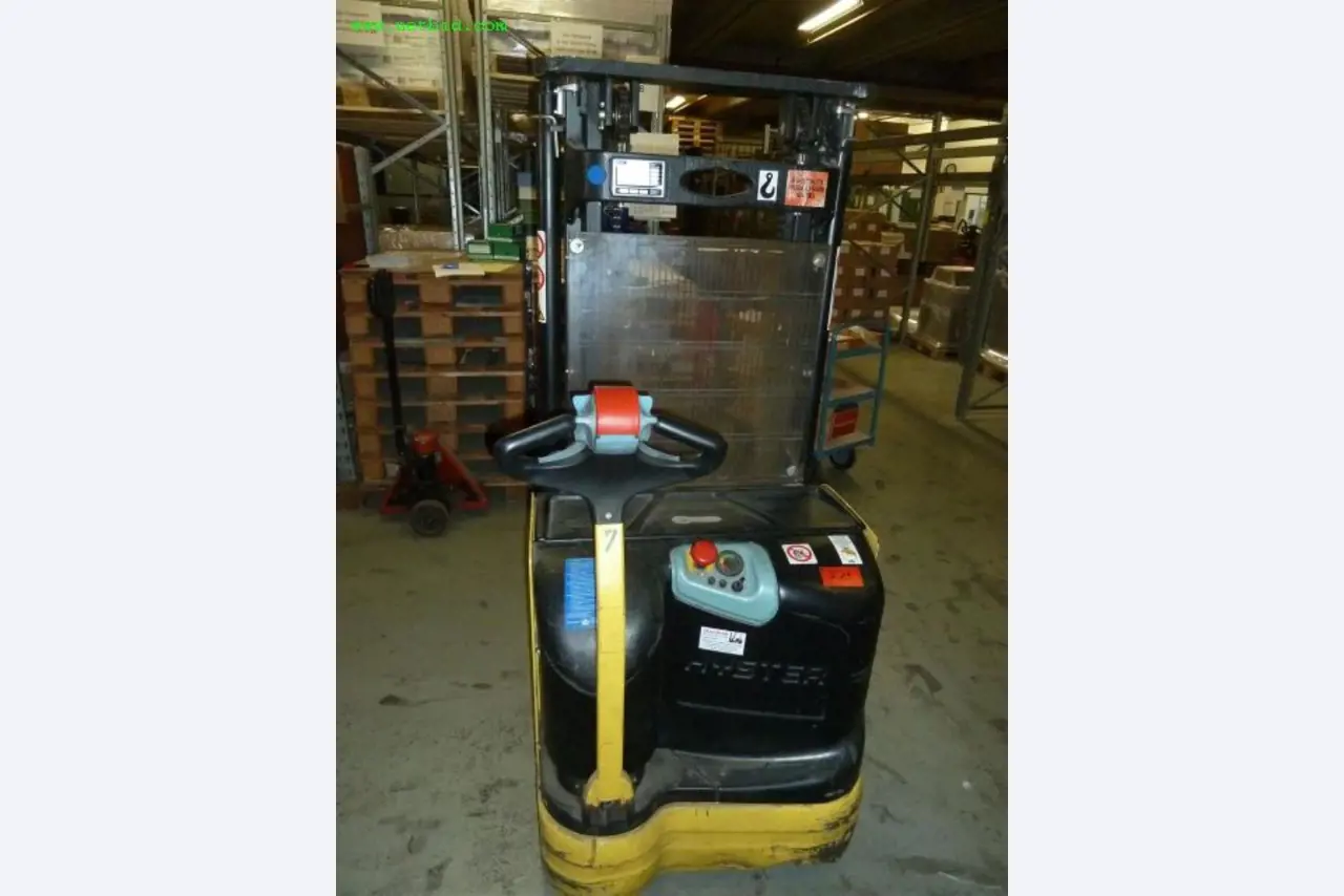 Machines for producing soap, as well as the entire factory and office equipment <br>-1