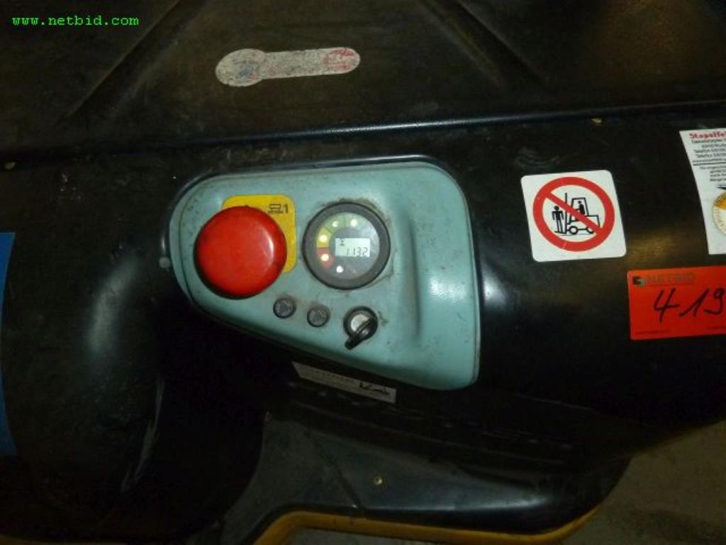 Maschinen zur Herstellung von Seifen, sowie die gesamte Betriebs- und Geschäftsausstattung<br>-2