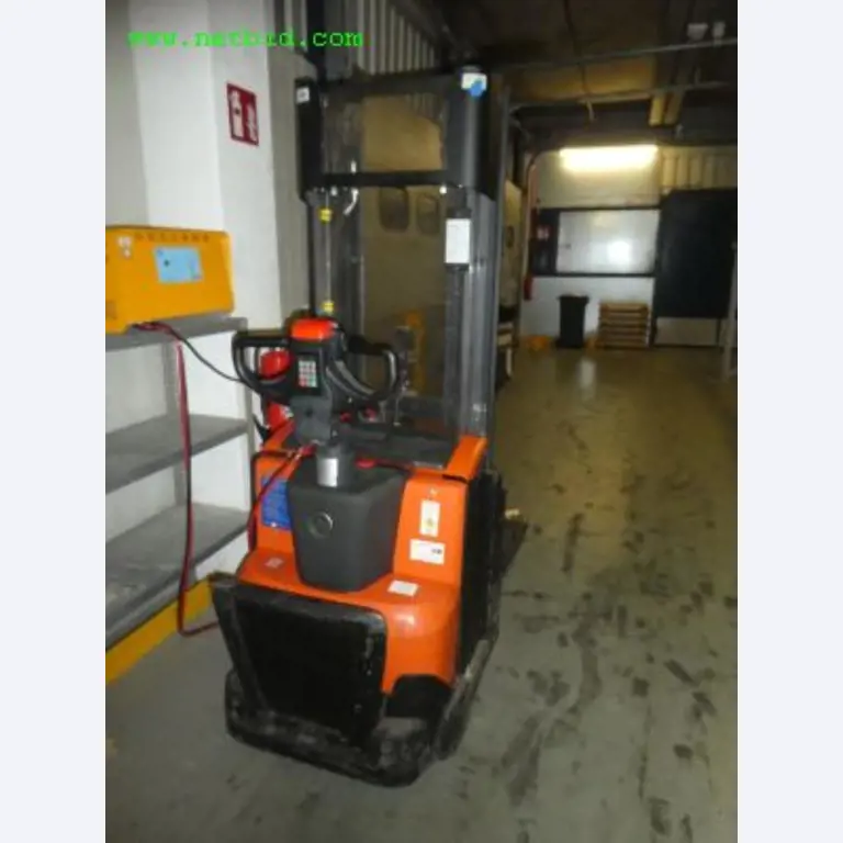 Machines for producing soap, as well as the entire factory and office equipment <br>-1