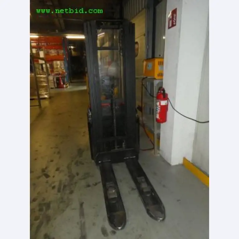 Machines for producing soap, as well as the entire factory and office equipment <br>-2