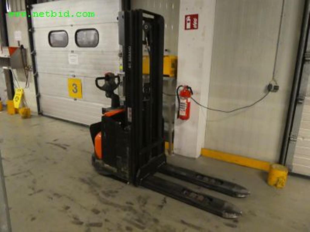 Maschinen zur Herstellung von Seifen, sowie die gesamte Betriebs- und Geschäftsausstattung<br>-3