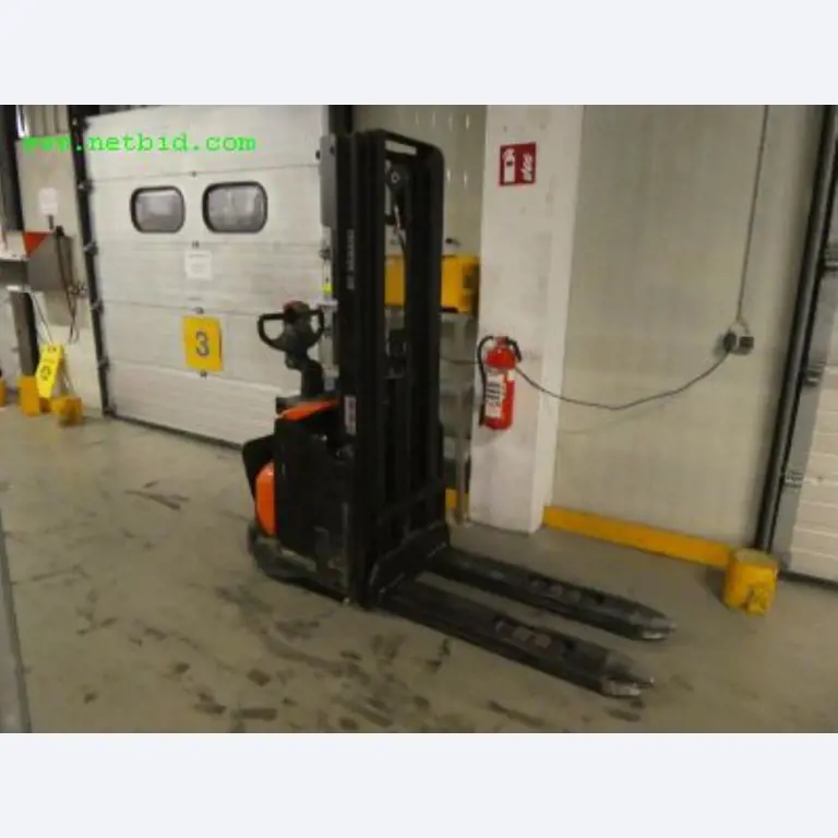 Machines for producing soap, as well as the entire factory and office equipment <br>-3