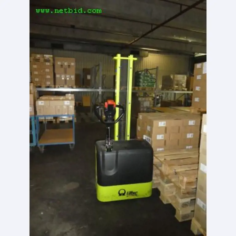 Machines for producing soap, as well as the entire factory and office equipment <br>-1