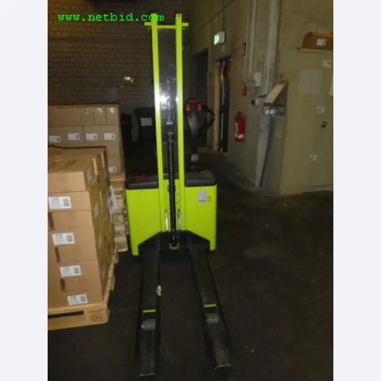 Machines for producing soap, as well as the entire factory and office equipment <br>-4