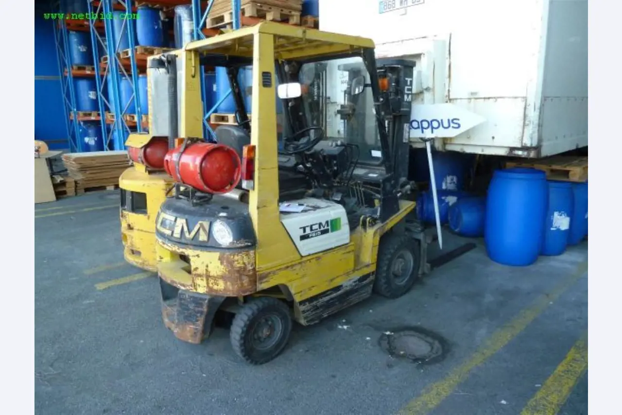 Machines for producing soap, as well as the entire factory and office equipment <br>-1