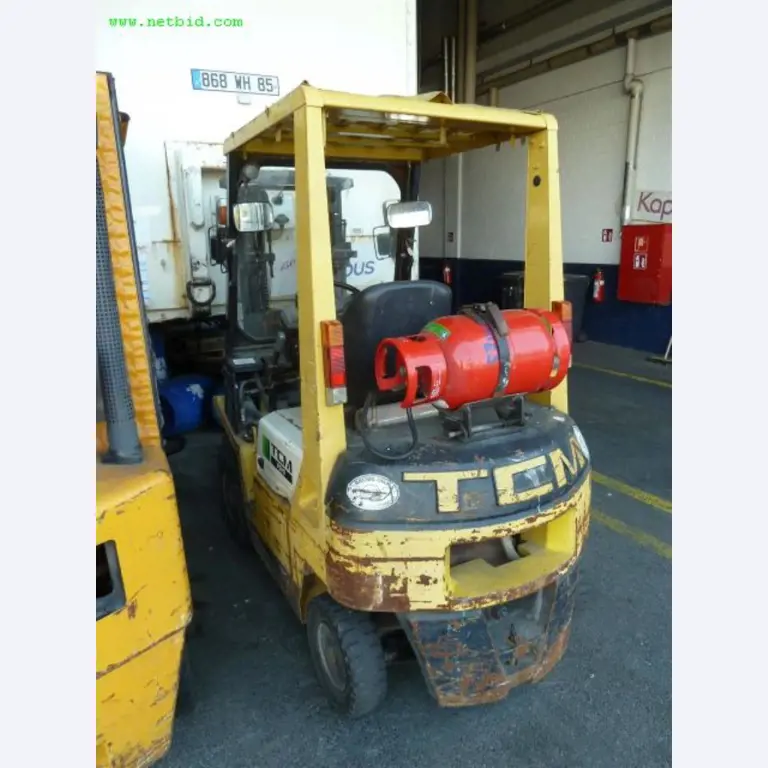 Machines for producing soap, as well as the entire factory and office equipment <br>-3