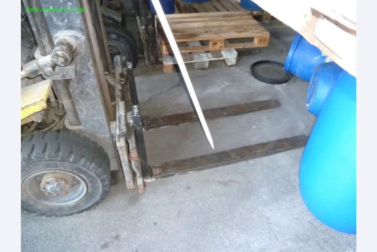 Machines for producing soap, as well as the entire factory and office equipment <br>-4