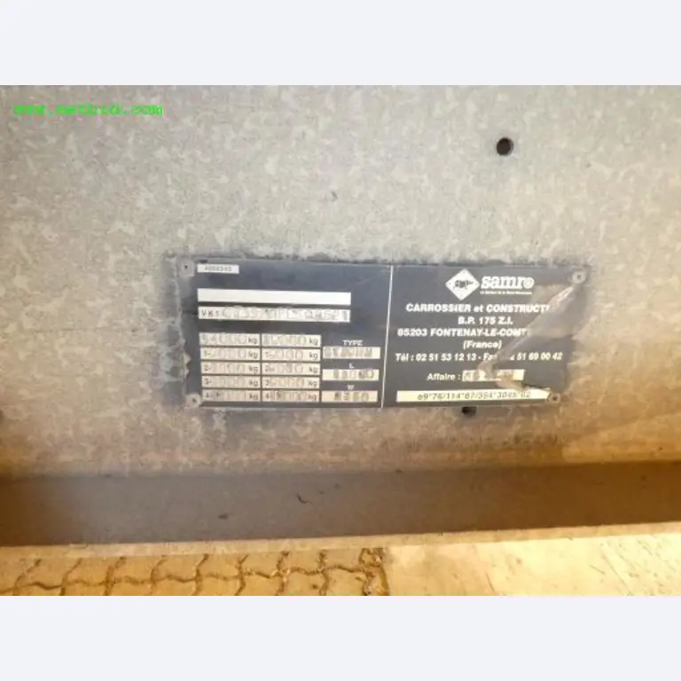 Máquinas para a produção de sabonetes, bem como todo o equipamento fabril e de escritório<br>-11