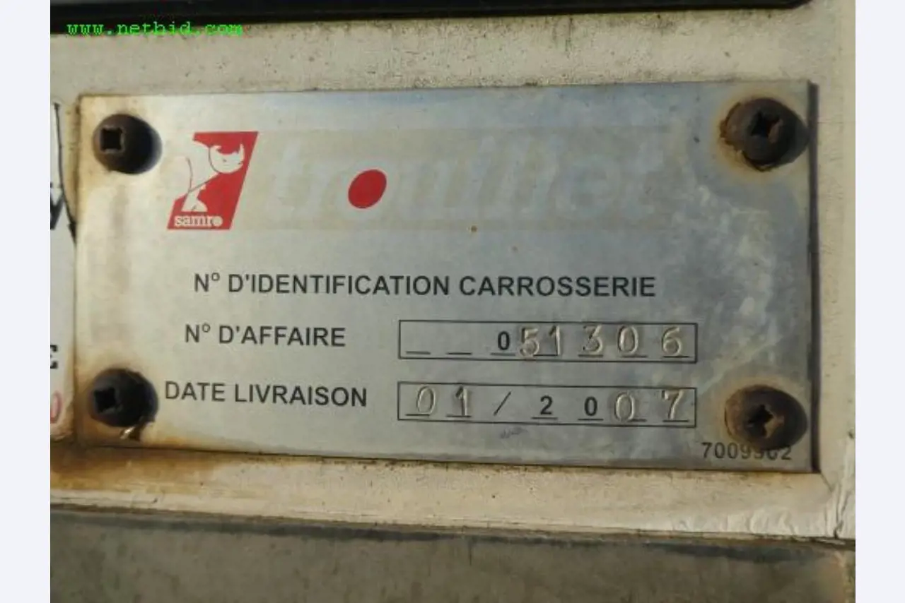 Máquinas para a produção de sabonetes, bem como todo o equipamento fabril e de escritório<br>-12