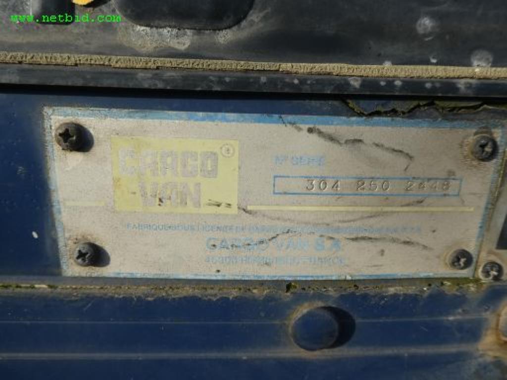 Maschinen zur Herstellung von Seifen, sowie die gesamte Betriebs- und Geschäftsausstattung<br>-10