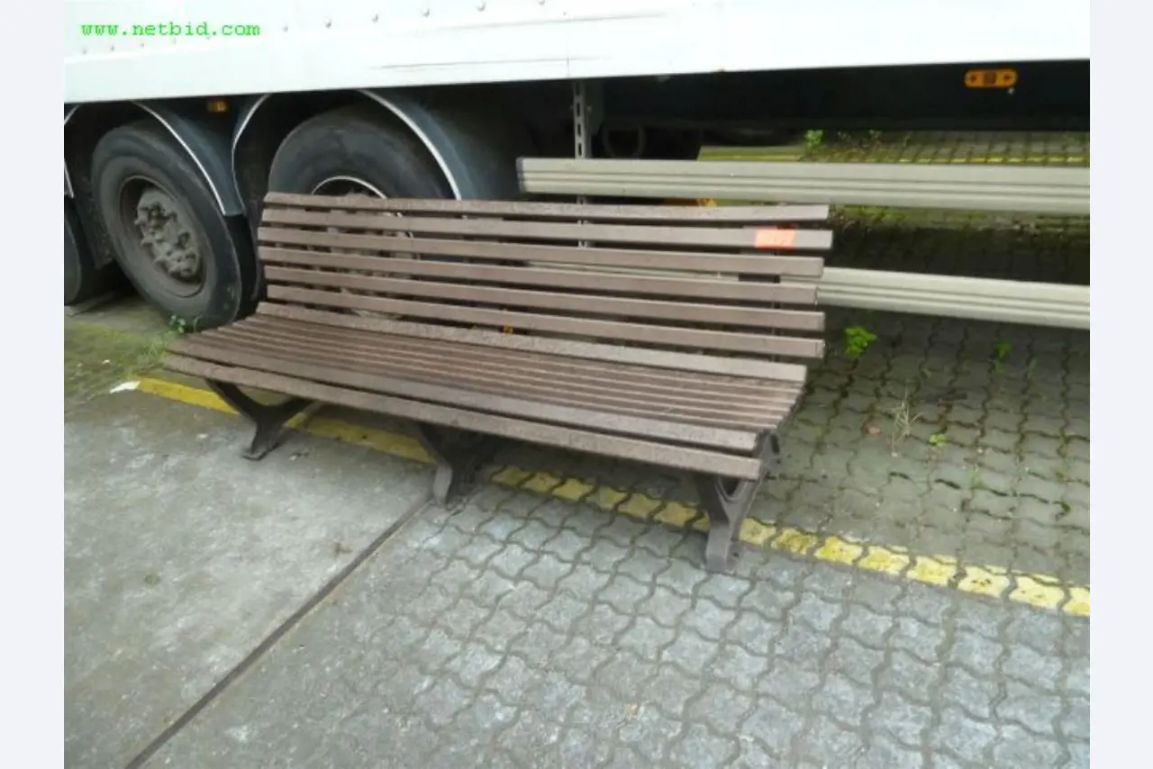 Maschinen zur Herstellung von Seifen, sowie die gesamte Betriebs- und Geschäftsausstattung<br>-2