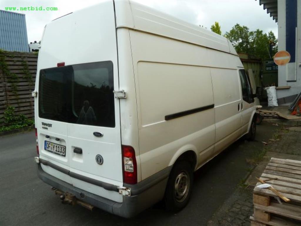 Maschinen zur Herstellung von Seifen, sowie die gesamte Betriebs- und Geschäftsausstattung<br>-17