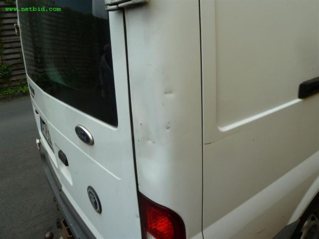 Maschinen zur Herstellung von Seifen, sowie die gesamte Betriebs- und Geschäftsausstattung<br>-18