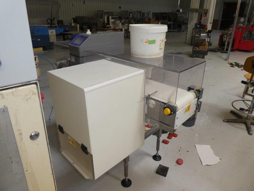 Machines pour la fabrication de savons, ainsi que l'ensemble de l'équipement industriel et commercial<br>.-15