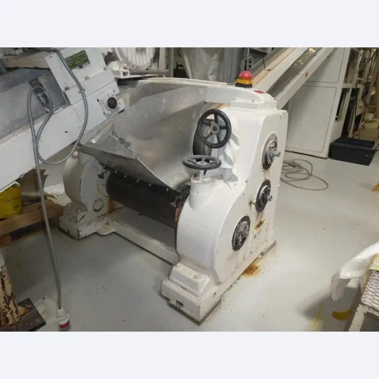 Machines for producing soap, as well as the entire factory and office equipment <br>-6