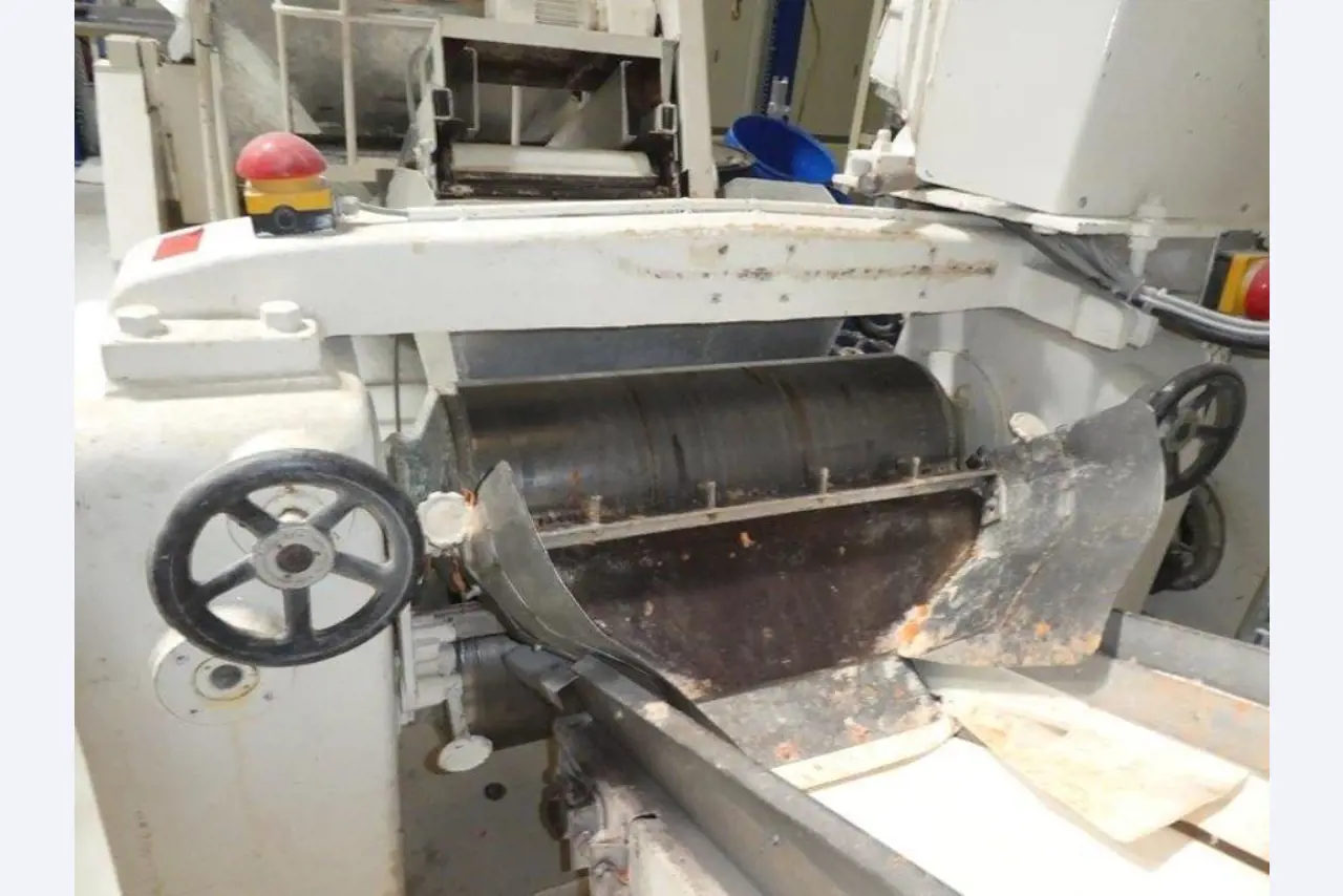 Machines for producing soap, as well as the entire factory and office equipment <br>-7