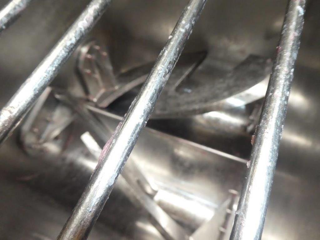 Machines pour la fabrication de savons, ainsi que l'ensemble de l'équipement industriel et commercial<br>.-3