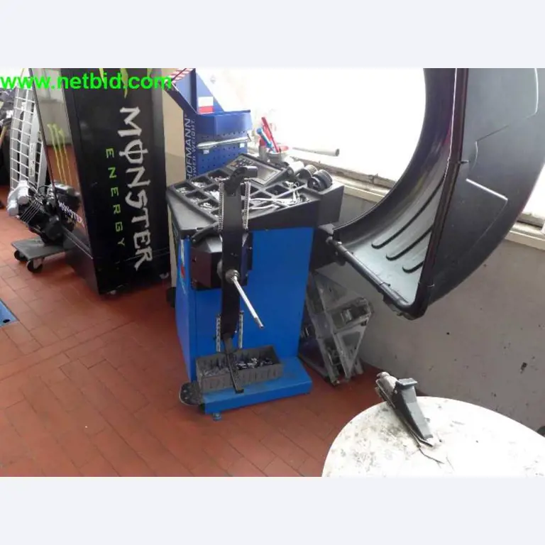 motorcycle trader, workshop<br>  -2