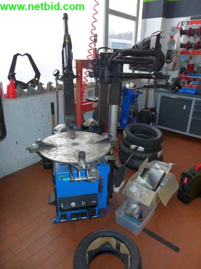 
Commerce de motos, atelier<br>-1