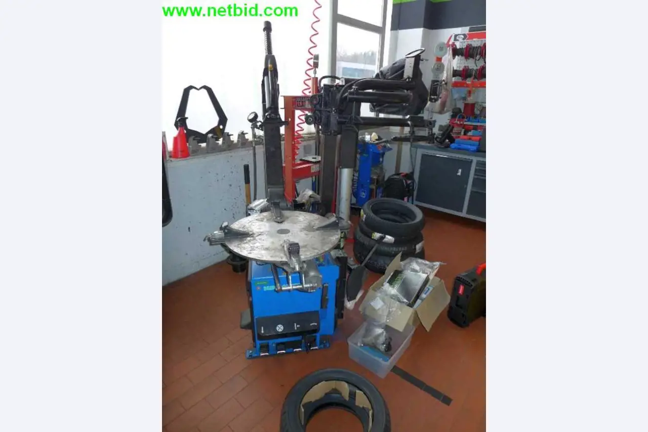 motorcycle trader, workshop<br>  -1