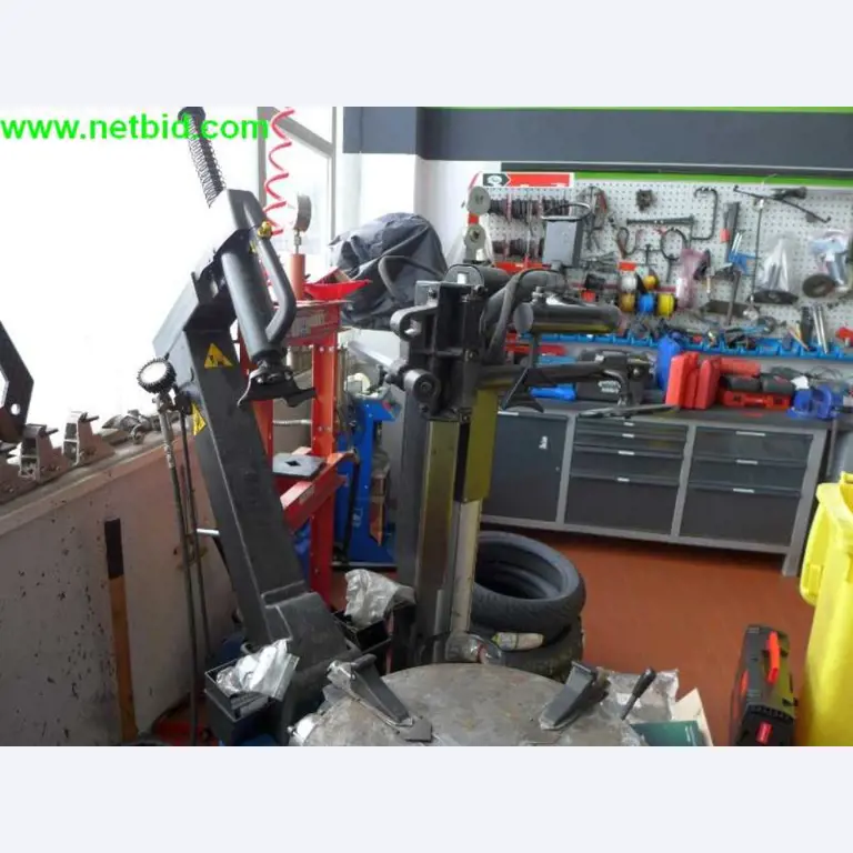 motorcycle trader, workshop<br>  -2