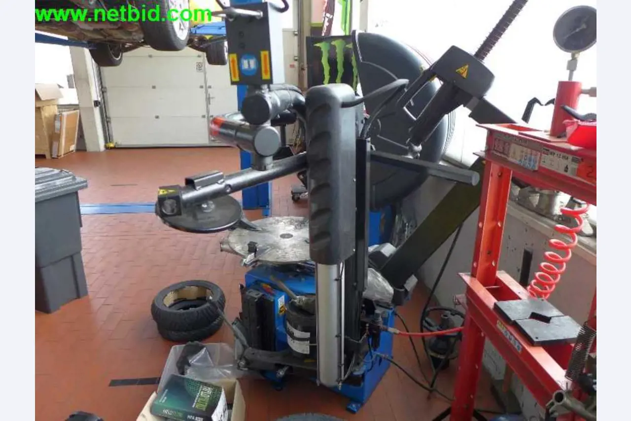 motorcycle trader, workshop<br>  -5