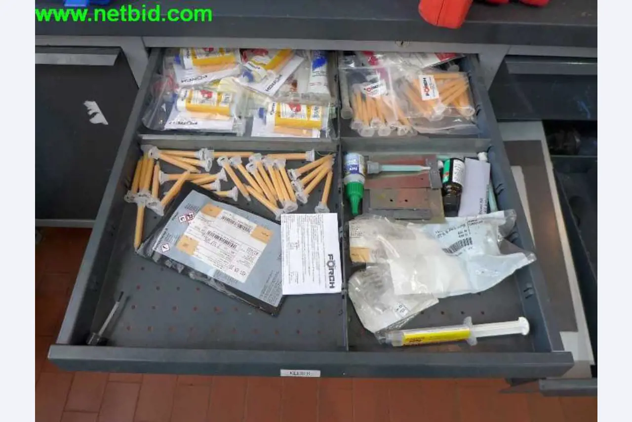 motorcycle trader, workshop<br>  -4