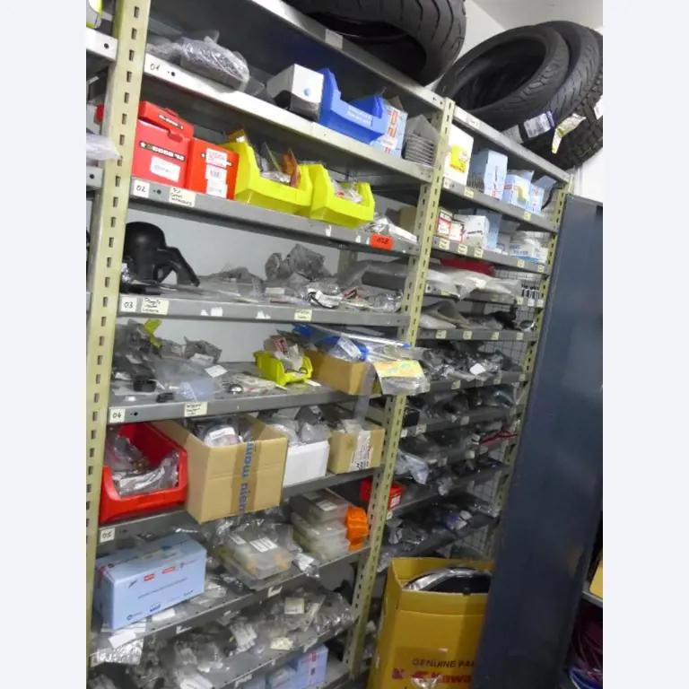 Motorradhandel, Werkstatt<br>  -12