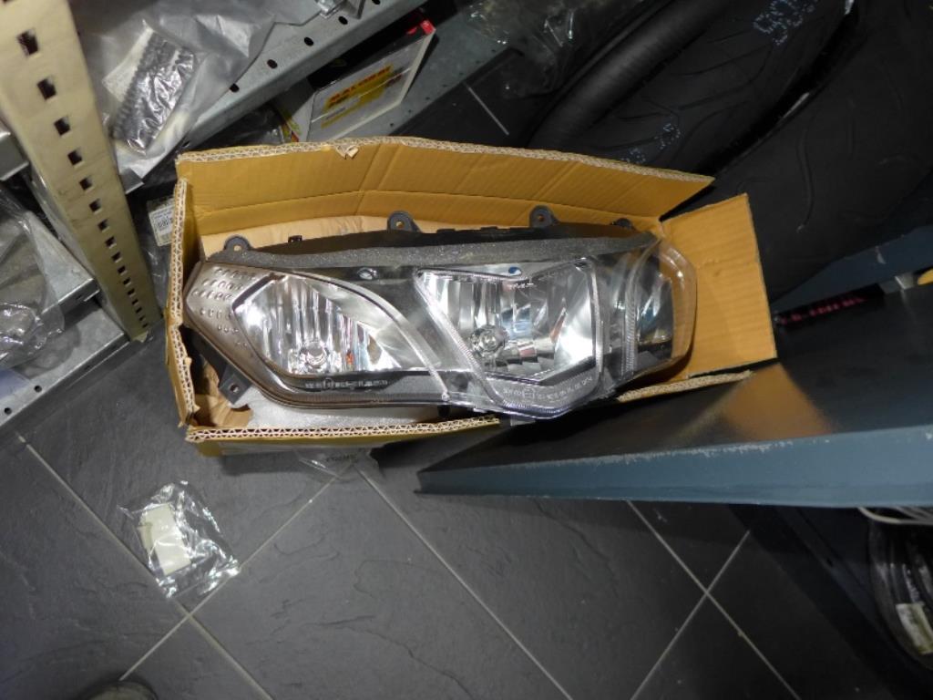 
Concessionário de motas, oficina<br>-14