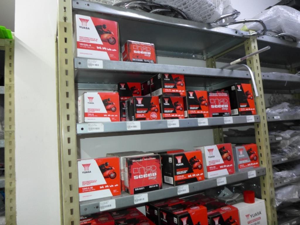 
Concessionário de motas, oficina<br>-16