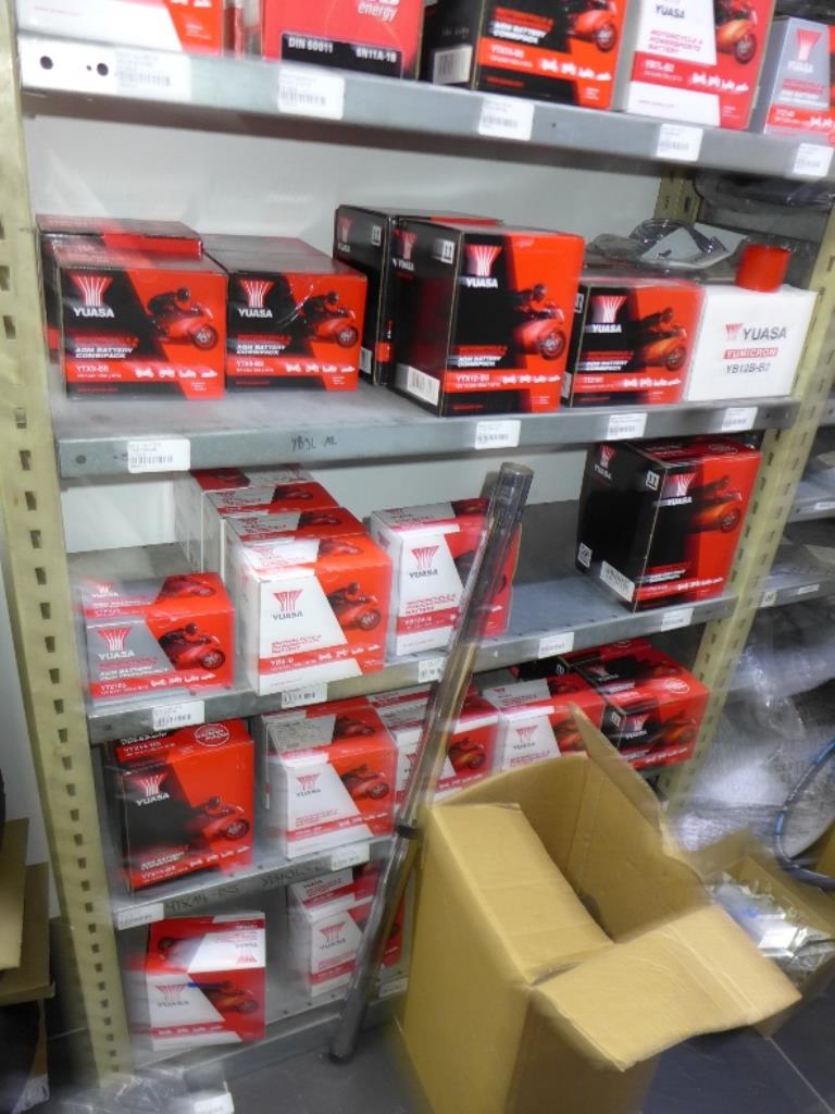 
Concessionário de motas, oficina<br>-17