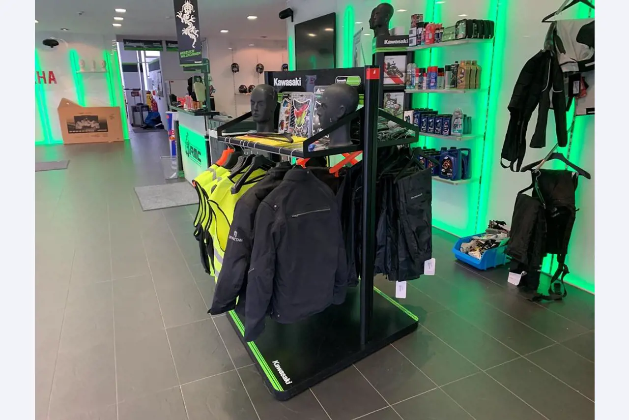 Motorradhandel, Werkstatt<br>  -1