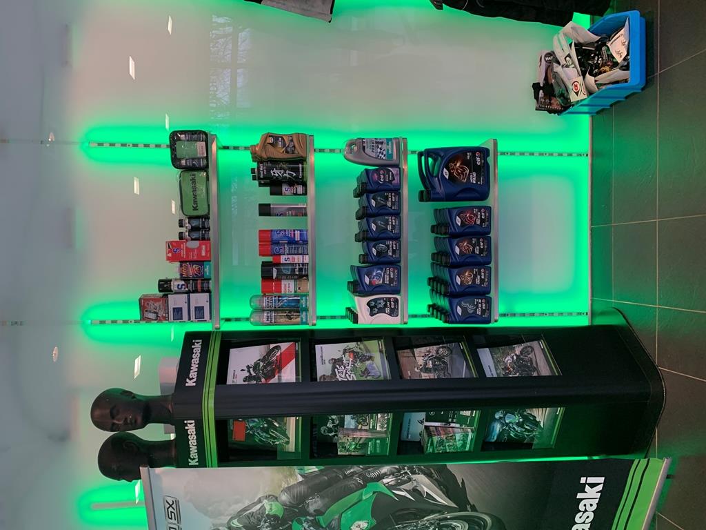 
Concessionário de motas, oficina<br>-5