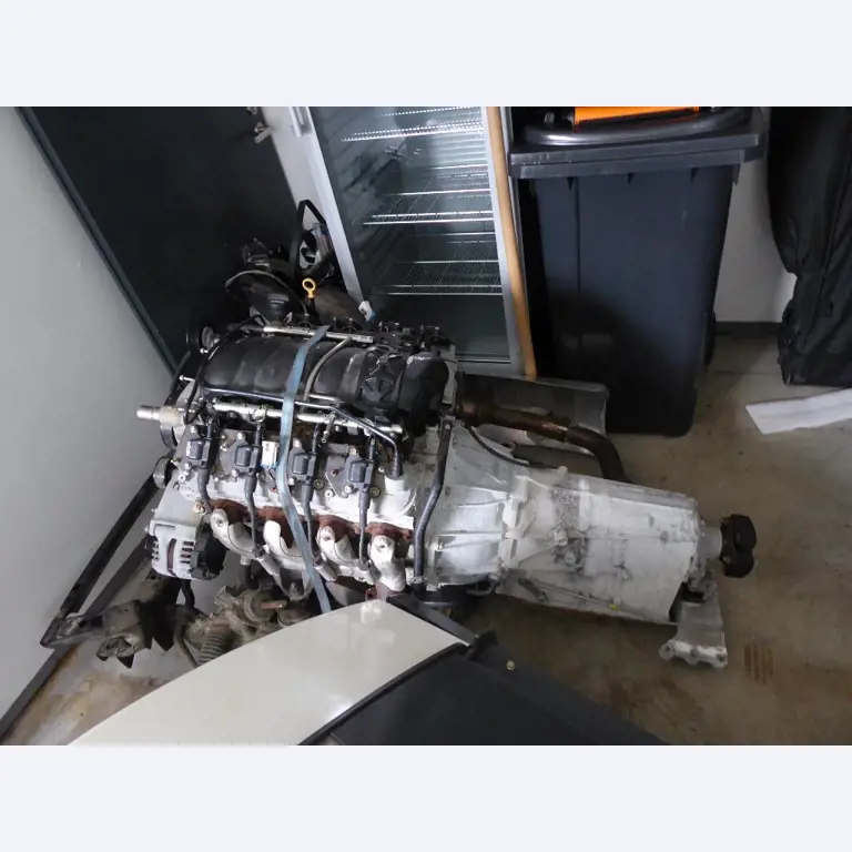 Concessionário de motas, oficina<br>-24