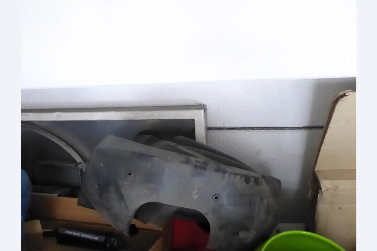 Concessionário de motas, oficina<br>-28