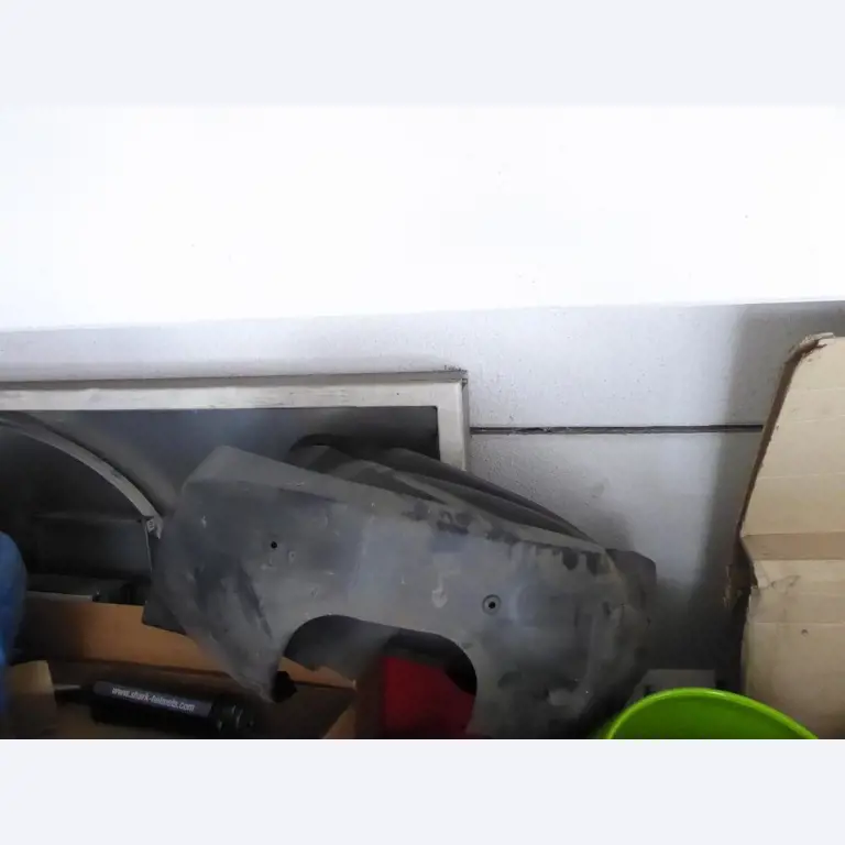 Concessionário de motas, oficina<br>-28