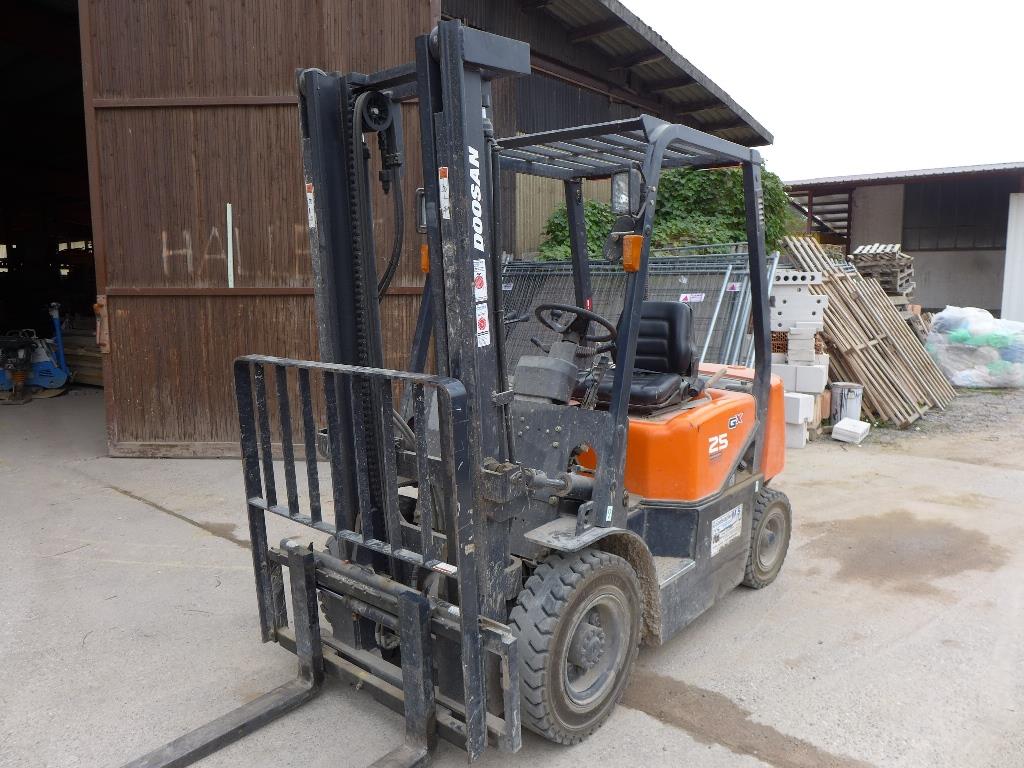 construction site equipment-31