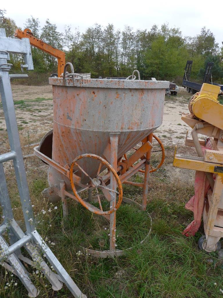 construction site equipment-36