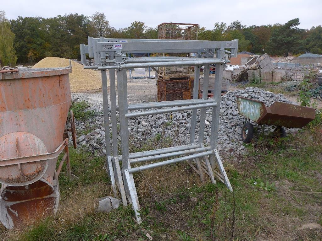 construction site equipment-38