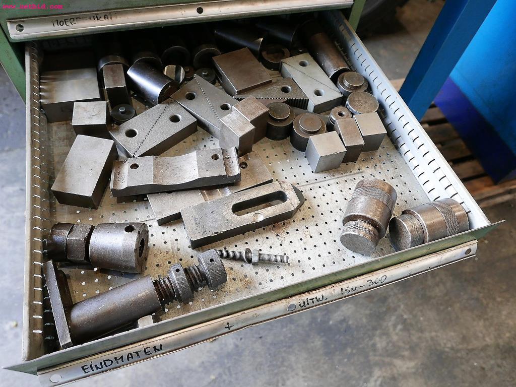 CNC turning and milling machines-18