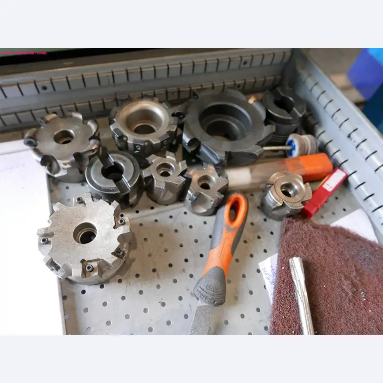 CNC-Dreh- und Fräsmaschinen-20