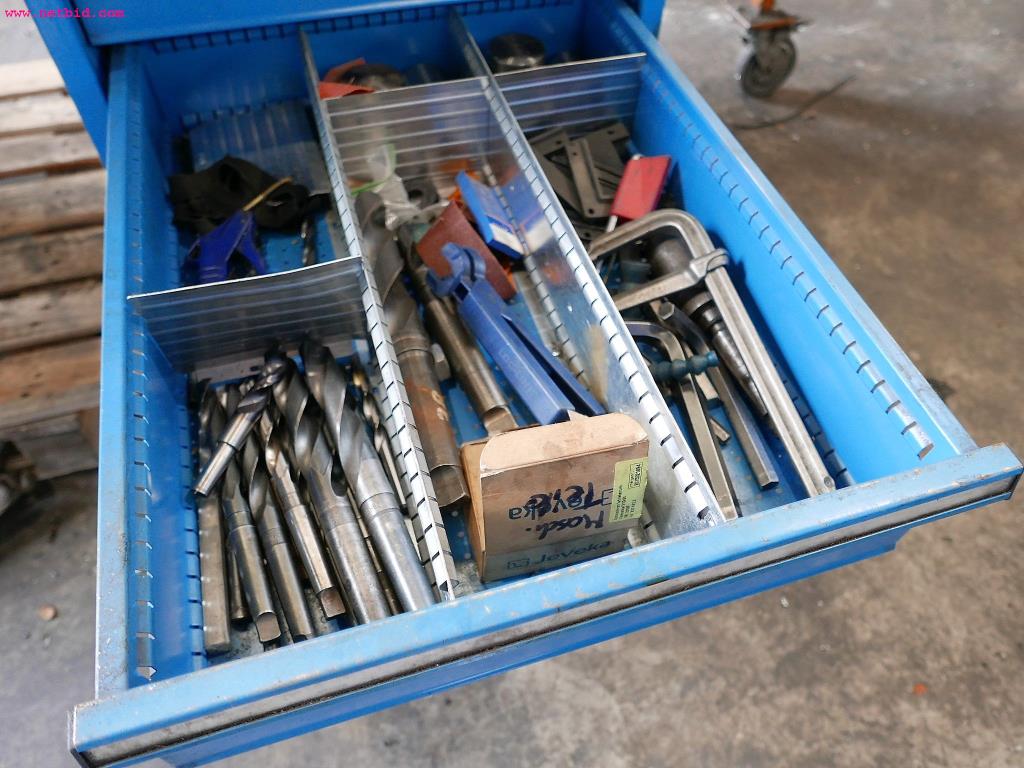 CNC turning and milling machines-31