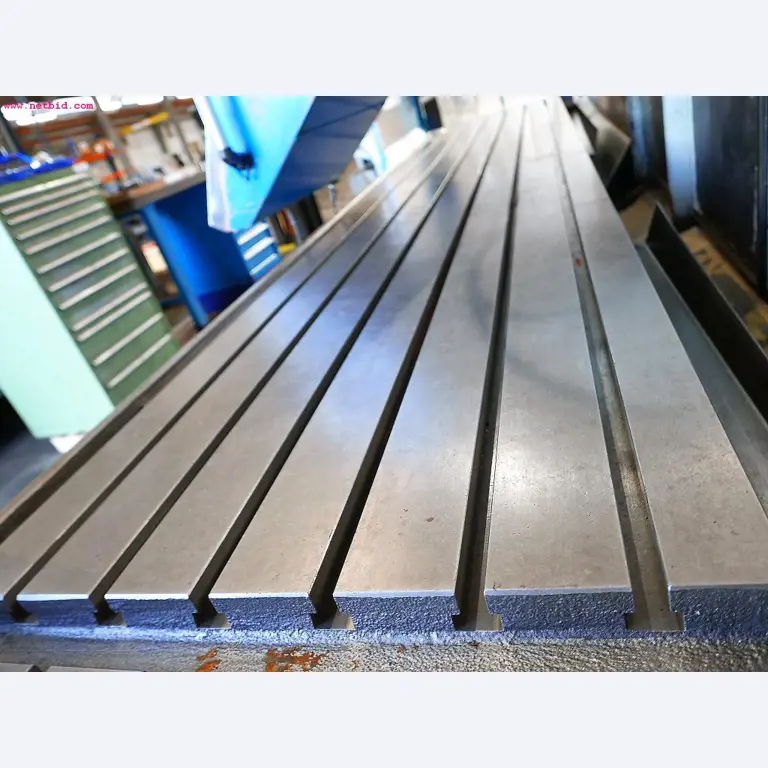 CNC-Dreh- und Fräsmaschinen-36