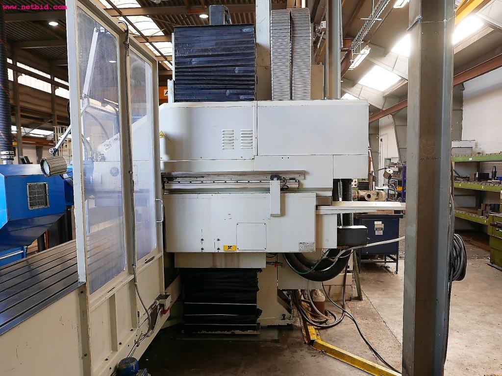 CNC turning and milling machines-37