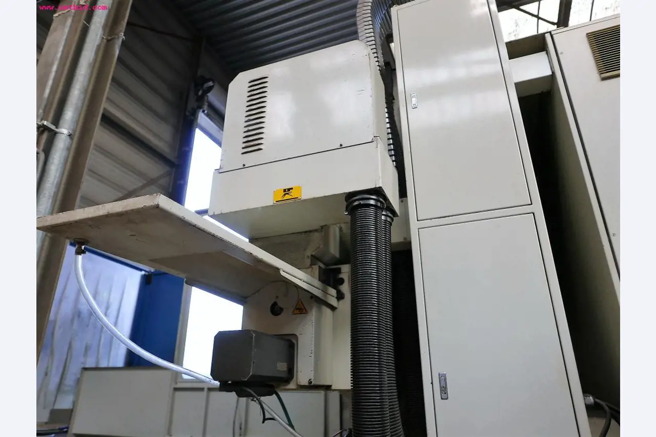 CNC-Dreh- und Fräsmaschinen-38