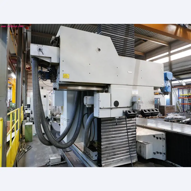 CNC turning and milling machines-4