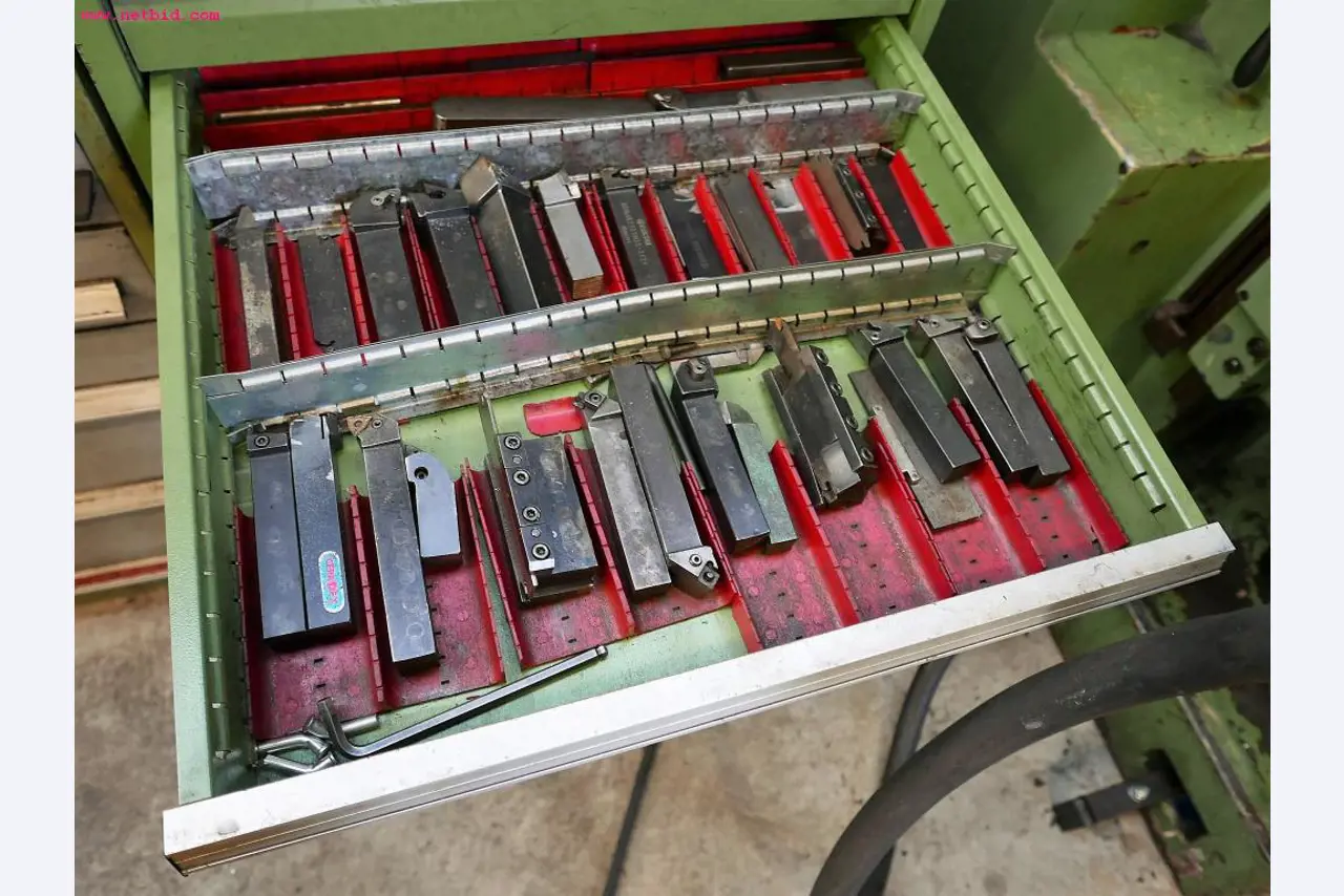CNC turning and milling machines-12